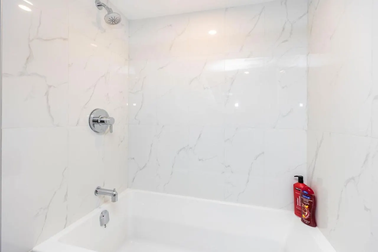 1Br Apartment - Prime Location Ottawa! 0*, Otawa Canadá
